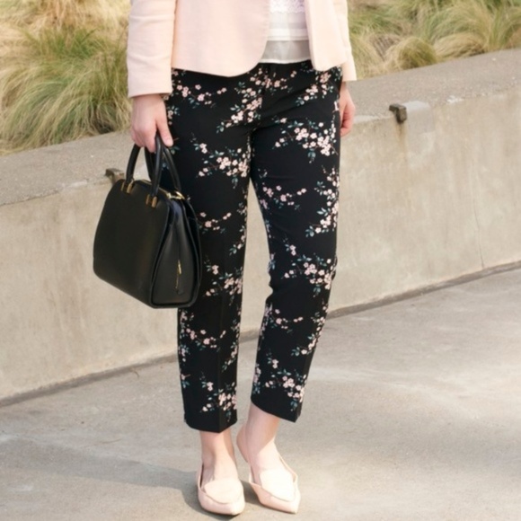 Zara Pants - SALE $10⚡ZARA Black Cherry Blossom Pants